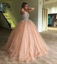 Load image into Gallery viewer, Bling Ball Gown Gold Quinceanera Dresses Rhinestone Puffy Tulle Prom Dresses Elegant V Neck Sweet 15 Year Old 2018 princess gown
